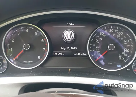 2014 Volkswagen Touareg 3.6L Executive z USA, uszkodzony, nr VIN WVGEF9BP0ED008047